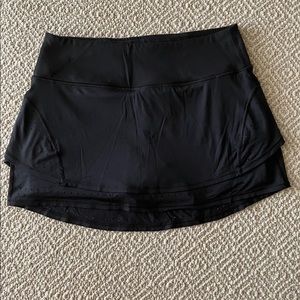Athleta skort. Medium.